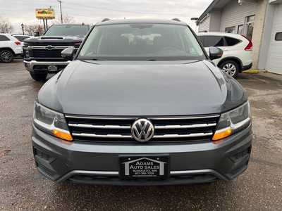 2019 Volkswagen Tiguan, $13900. Photo 3