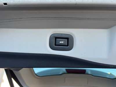 2016 Nissan Rogue, $10900. Photo 8