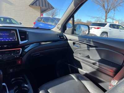 2017 Honda Ridgeline, $19900. Photo 12
