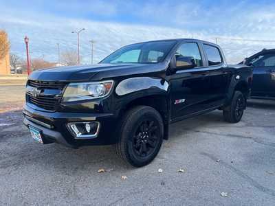 2017 Chevrolet Colorado Crew Cab, $18900. Photo 3