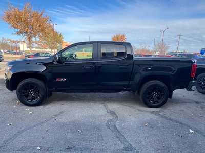 2017 Chevrolet Colorado Crew Cab, $18900. Photo 4