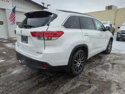 2018 Toyota Highlander, $24900. Photo 4