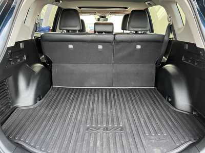 2017 Toyota RAV4, $20900. Photo 8