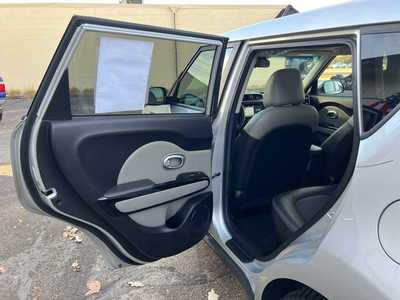 2019 Kia Soul, $11900. Photo 10