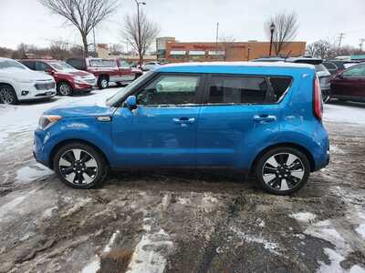 2016 Kia Soul, $10900. Photo 4
