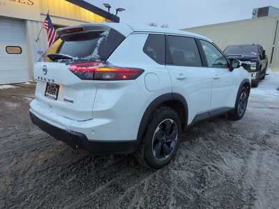2024 Nissan Rogue, $22900. Photo 2