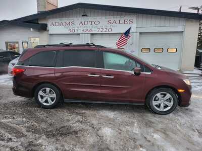 2018 Honda Odyssey, $21900. Photo 2