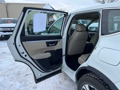2018 Honda CR-V, $18500. Photo 6