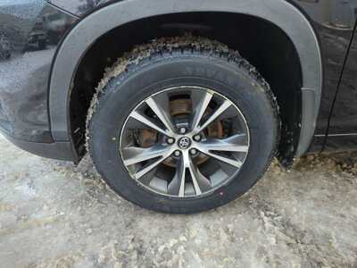 2017 Toyota Highlander, $16700. Photo 8