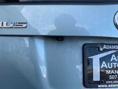 2014 Toyota Prius, $9900. Photo 7