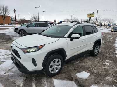 2021 Toyota RAV4, $24500. Photo 3