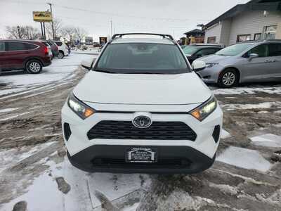 2021 Toyota RAV4, $24500. Photo 5