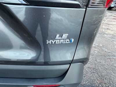 2020 Toyota RAV4, $22900. Photo 7