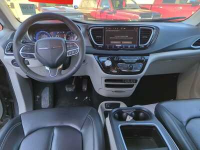 2023 Chrysler Pacifica, $24500. Photo 12