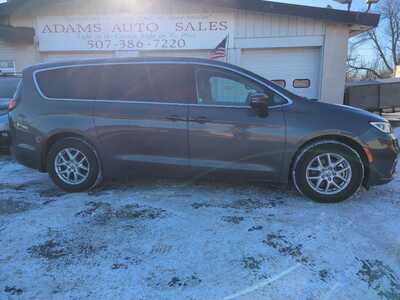2023 Chrysler Pacifica, $24500. Photo 3