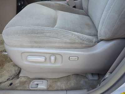 2006 Toyota Sienna, $3600. Photo 7