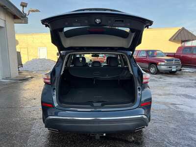 2016 Nissan Murano, $17900. Photo 8
