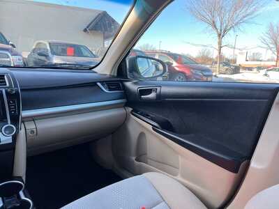 2012 Toyota Camry, $11900. Photo 8