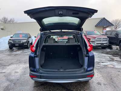 2017 Honda CR-V, $12700. Photo 7