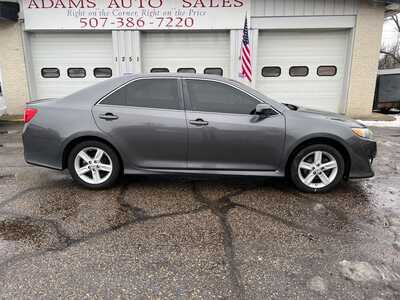 2014 Toyota Camry, $12500. Photo 2