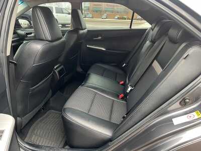 2014 Toyota Camry, $12500. Photo 8