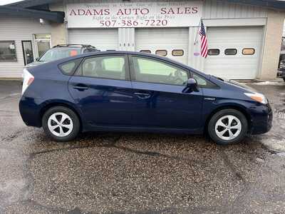 2012 Toyota Prius, $10900. Photo 2