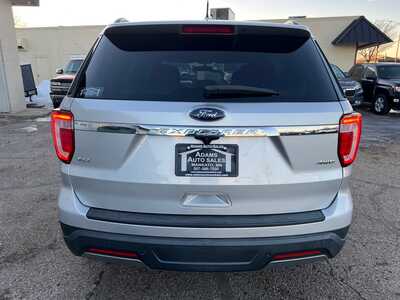 2019 Ford Explorer, $14900. Photo 6