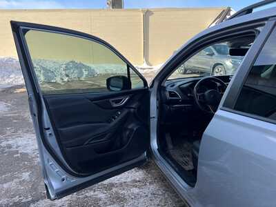 2020 Subaru Forester, $14900. Photo 12