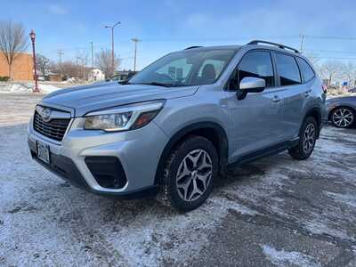 2020 Subaru Forester, $14900. Photo 4