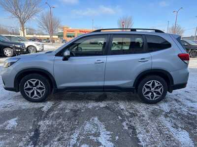 2020 Subaru Forester, $14900. Photo 5