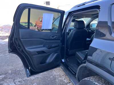 2023 GMC Acadia, $32900. Photo 10