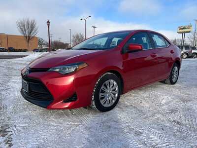 2018 Toyota Corolla, $11900. Photo 4
