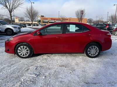 2018 Toyota Corolla, $11900. Photo 5