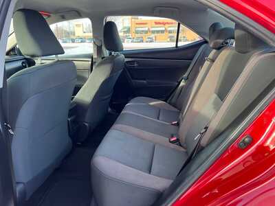 2018 Toyota Corolla, $11900. Photo 8