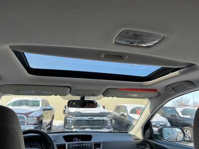 2014 Honda CR-V, $12900. Photo 8