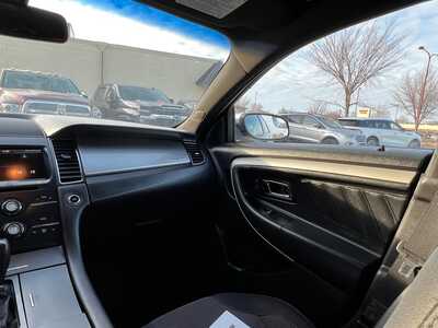 2015 Ford Taurus, $9950. Photo 9