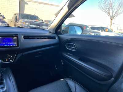2017 Honda HR-V, $14500. Photo 11