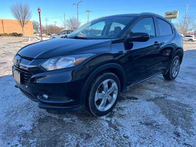 2017 Honda HR-V, $14500. Photo 3