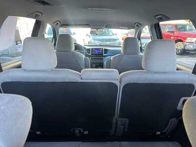 2018 Honda Pilot, $14900. Photo 10