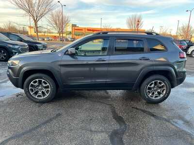 2020 Jeep Cherokee, $18900. Photo 5