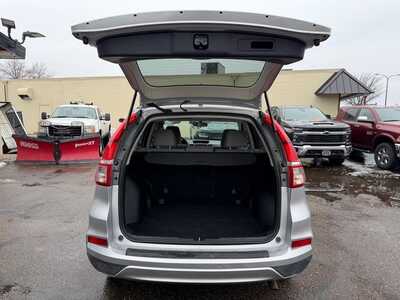 2016 Honda CR-V, $13900. Photo 7