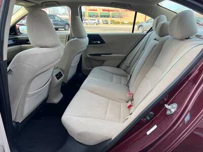 2014 Honda Accord, $12700. Photo 7