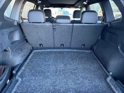 2021 Volkswagen Tiguan, $18900. Photo 8