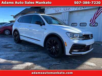 2021 Volkswagen Tiguan, $18900. Photo 1