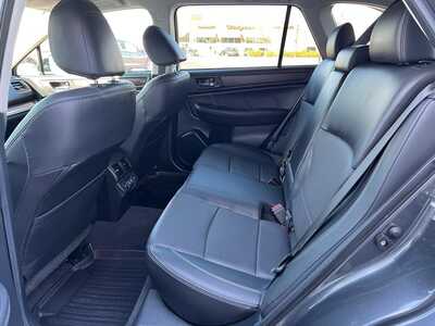 2019 Subaru Outback, $14900. Photo 9