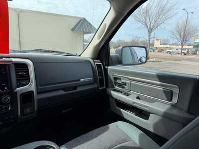 2018 RAM 1500 Ext Cab, $22900. Photo 9