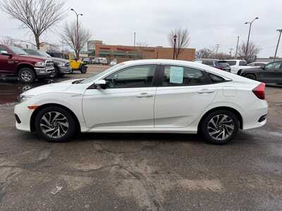 2017 Honda Civic, $16900. Photo 5