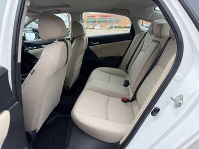2017 Honda Civic, $16900. Photo 8
