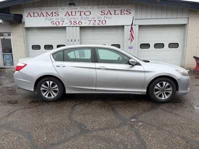 2014 Honda Accord, $13500. Photo 2