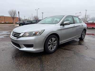 2014 Honda Accord, $13500. Photo 4